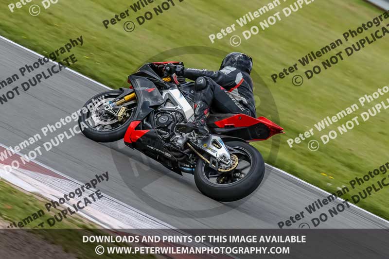 Castle Combe 2019;PJ Motorsport Photography 2019;donington no limits trackday;donington park photographs;donington trackday photographs;no limits trackdays;peter wileman photography;trackday digital images;trackday photos